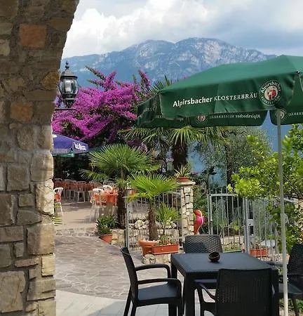 Hotel Augusta Garni 2*