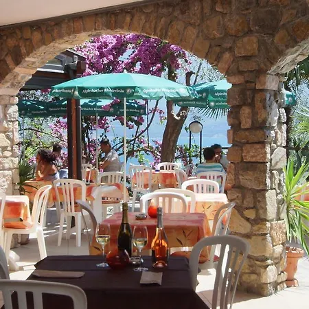 Augusta Garni Hotel Limone sul Garda