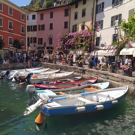 Augusta Garni 2* Limone sul Garda