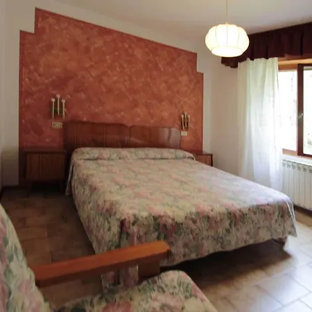 Augusta Garni 2*